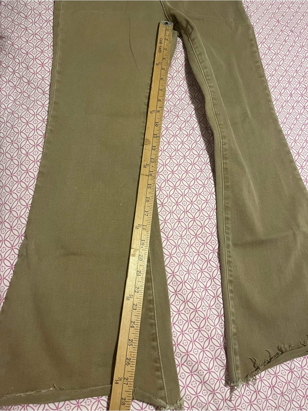 Women's Boot Cut Jeans in Tan